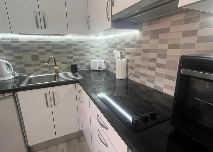 Aircon -Cozy Pool View Apartment - Mareverde Апартаменты Адехе