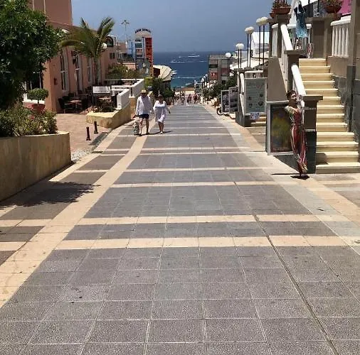 Aircon -Cozy Pool View Apartment - Mareverde