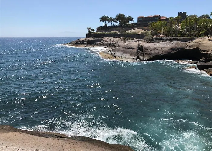 Aircon -Cozy Pool View Apartment - Mareverde *